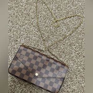 Louis Vuitton Pochette Felicie